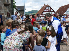 Kirchweih- und Johannifest (Foto: Karl-Franz Thiede)